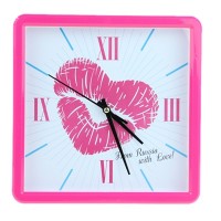 Часы настенные "Поцелуй", 21х21х5 см, пластик, стекло