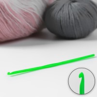 Крючок для вязания пластик 14см d3,0мм зелёный