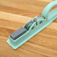 Точилка для заточки ножей Доляна «острое лезвие», 19×4,5 см, с ручкой и шлифовкой, цвет МИКС