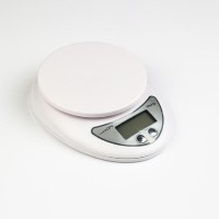 Весы кухонные электронные, до 5 кг, белые Luazon LVK-501